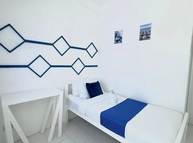 Hotel Issa's Haven Look (Oslob)